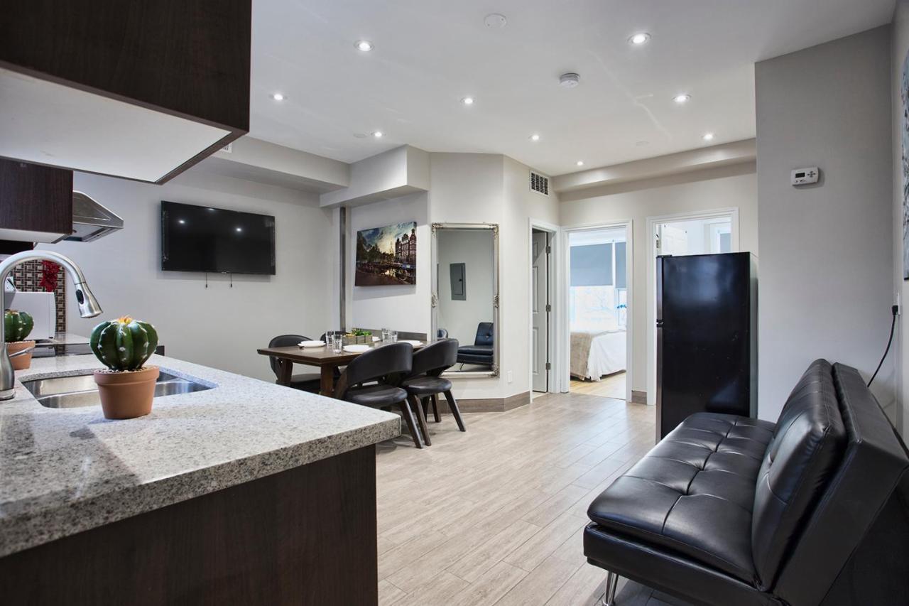 Toronto Rooms And Suites Bagian luar foto